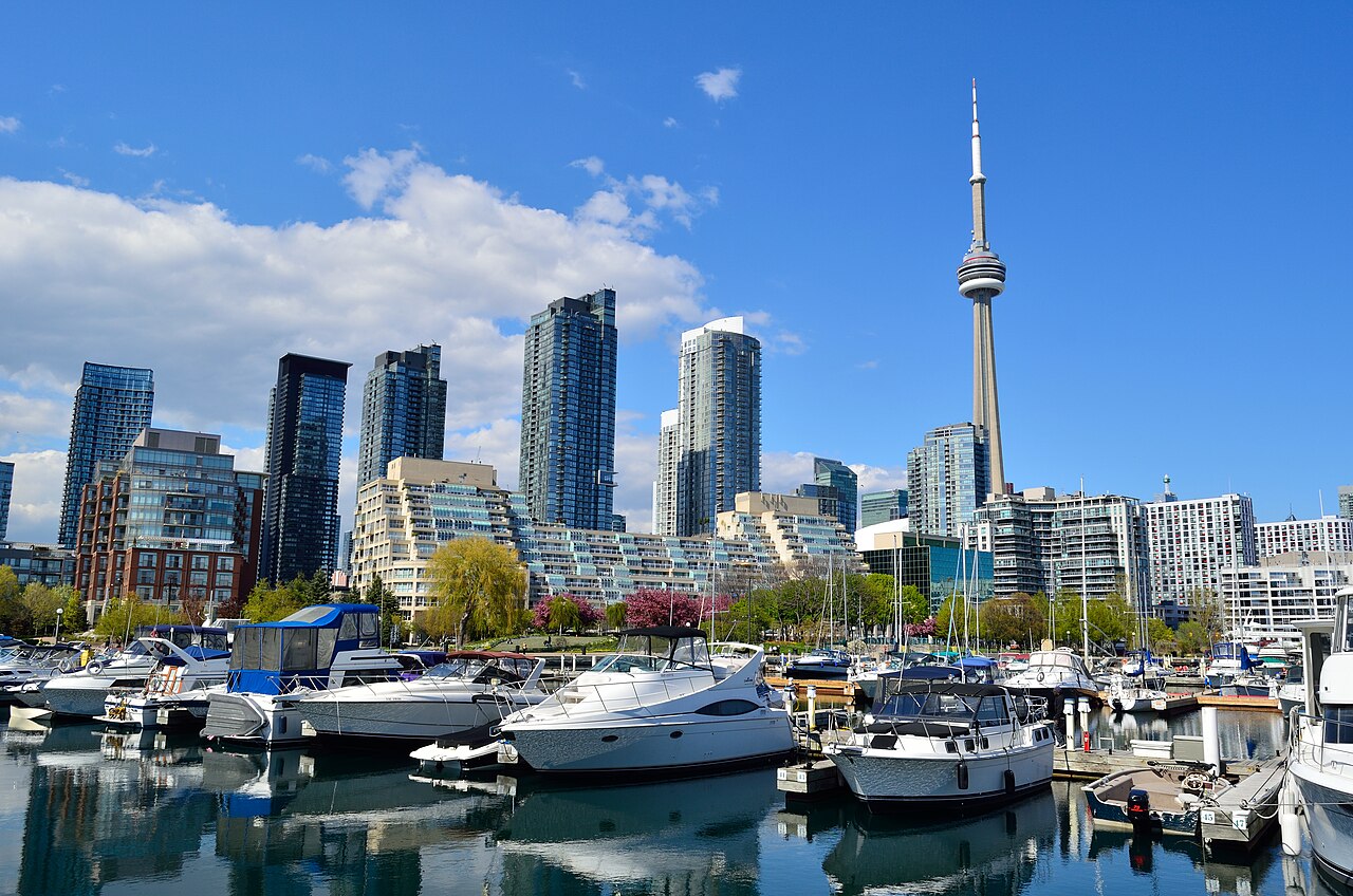 Toronto skyline and the CN Tower beside Lake Ontario